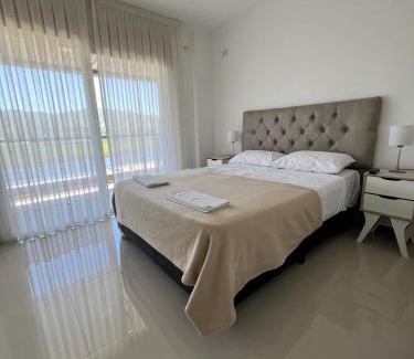 Villa Parque Siquiman Apartamento | departamento complejo Veneto Village vista al lago