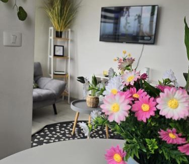 Rancagua Apartamento | Departamento- al costado Del hospital regional- cercano a safari - panamericana 5 - parking privado - wifi - 2 hab -2 Baños
