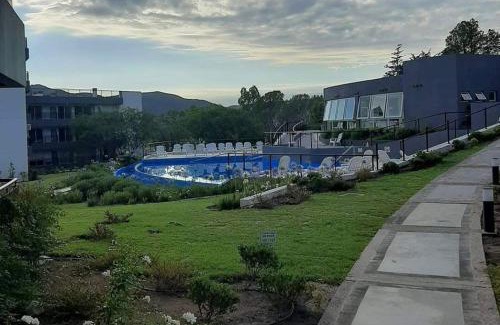 Villa Parque Siquiman Apartamento | Departamento con vistas al lago en Veneto Village
