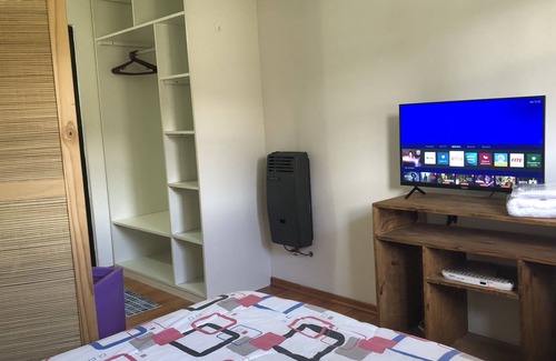 Esquel Apartamento | Departamento céntrico, tranquilo, funcional y seguro.