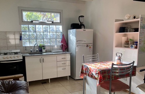 Esquel Apartamento | Departamento céntrico, tranquilo, funcional y seguro.