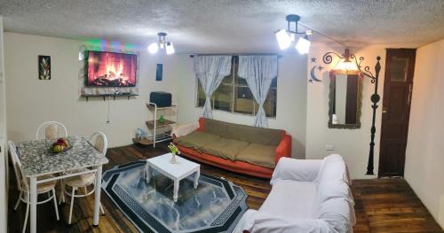 Latacunga Apartamento | Departamento Completo Confortable