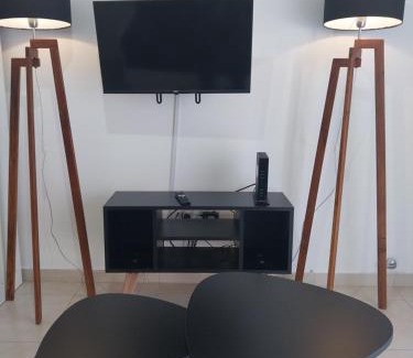 Bahia Blanca Apartamento | DEPARTAMENTO con COCHERA PARA 5 PERSONAS