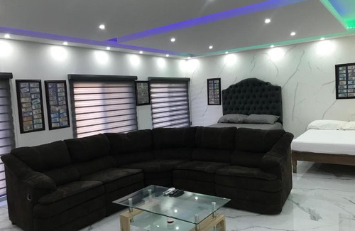 Hidalgo del Parral Apartamento | Departamento de lujo centrico *(FACTURAMOSmas)