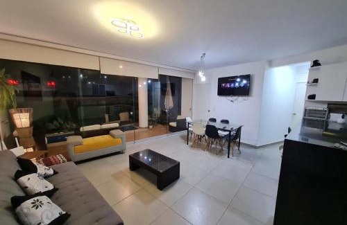 Asia Apartamento | Departamento de Playa (con piscina propia) en km 107 Asia, Lima