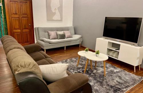 San Blas Apartamento | Departamento en el centro de Cuenca, vista increíble de la catedral