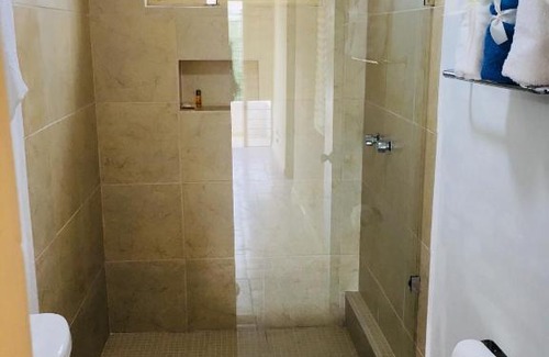 Guadalupe Apartamento | Departamento en LindaVista por día - 2 recámaras, WiFi, AC, Terraza, LA MEJOR OPCIÓN!