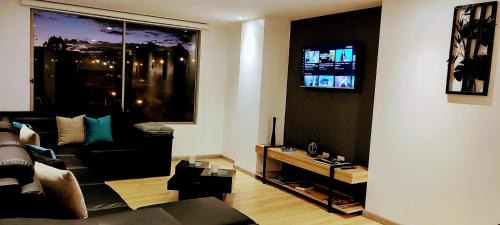 Monay Apartamento | Departamento Nuevo e Impecable en Cuenca con seguridad 24H y generador eléctrico