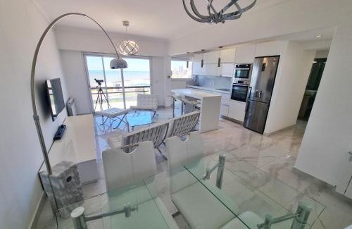 La Perla Apartamento | Departamento Pinterest Mar del Plata - Vista plena al mar con cochera