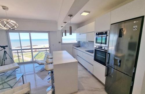 La Perla Apartamento | Departamento Pinterest Mar del Plata - Vista plena al mar con cochera