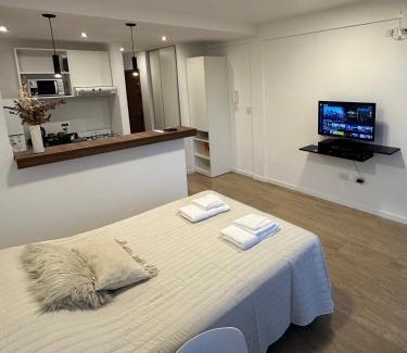La Plata Apartamento | Departamento super luminoso - Zona 12 y 38