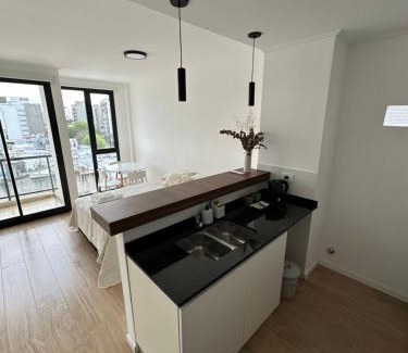 La Plata Apartamento | Departamento super luminoso - Zona 12 y 38