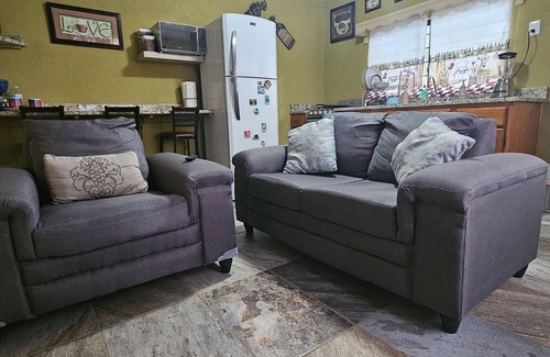 Piedras Negras Apartamento | Departamento recién remodelado a 5 min del aeropuerto y 10 min del puente int.