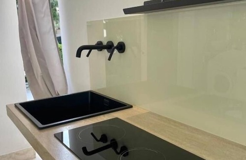 Piane Vecchie Villa | Dependencia en Villa a 7 km de Cefalú cerca del mar con jardín y servicios.