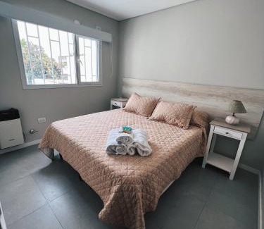 Bahia Blanca Apartamento | Depto B - Con Parrilla, 2 dormitorios - Departamento Aguado - Alquileres RV