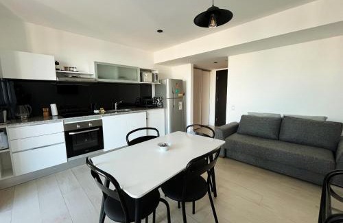 La Perla Apartamento | Depto Pablo - Depto Royal Park en zona La Perla con vista al mar y amenities 4 PAX - Hola Sur