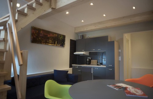 Marktheidenfeld Apartamento | Der einstige HEUSCHOBER in der Hofstallung, 2-geschossiges Deluxe-Maisonette-Apartment