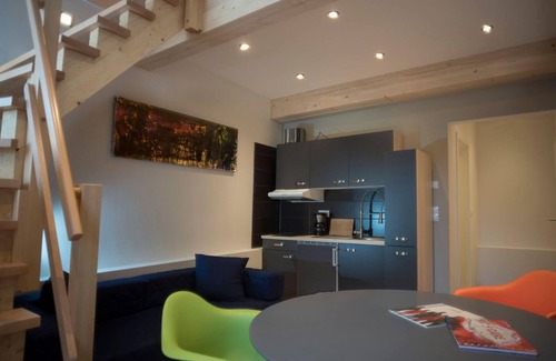 Marktheidenfeld Apartamento | Der einstige HEUSCHOBER in der Hofstallung, 2-geschossiges Deluxe-Maisonette-Apartment