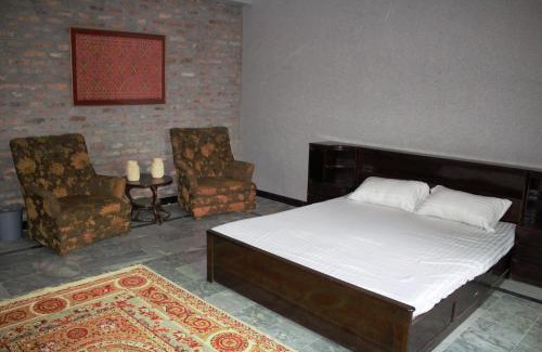 Khokhar Maira Casa | Dera Qazi Family Studio Apartment