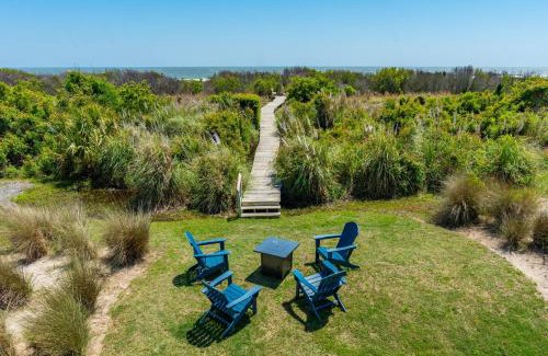 Isle of Palms Casa | Derby by AvantStay Beautiful Oceanfront Home w Incredible Views