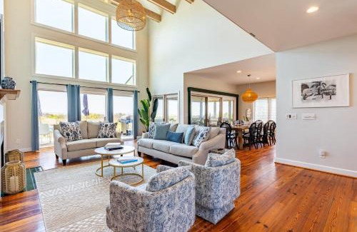 Isle of Palms Casa | Derby by AvantStay Beautiful Oceanfront Home w Incredible Views