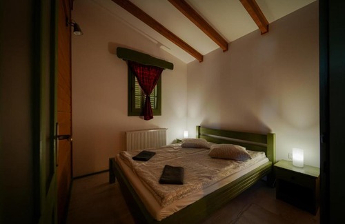 Sub Cetate Casa | Desag Resort