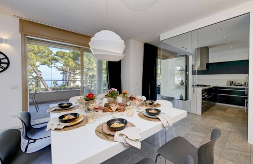 Desenzano del Garda Apartamento | Desenzanoloft Oscar Luxury Suite