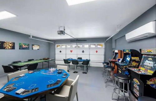 Indio Casa | Desert Bliss Paradise - Arcade, Casino, Play Area ,Pool , Hot tub
