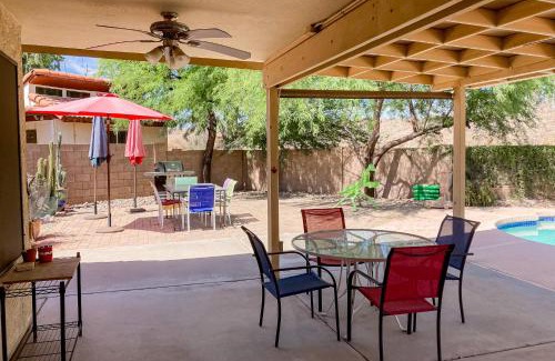 Garden Lakes Casa | Desert Blooms