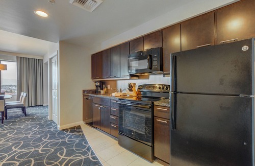 Las Vegas Condominio | Desert Blue 2 bedroom 2 bath condo - near strip