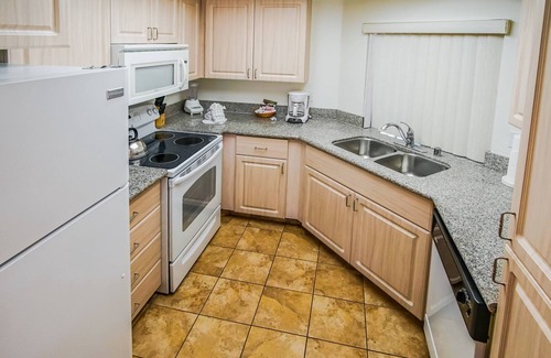 La Quinta Complejo | Desert Breezes Resort - Condo- 2bdrm/2bath- BNP Paribas Open - 3/15-3/22