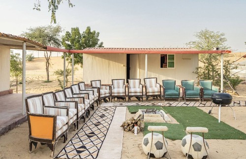 Dubai Festival City Alquiler De RV | Desert camp for Romantic night stay and desert party