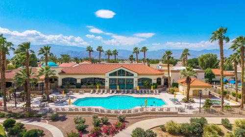 Indio Casa | Desert Fairway Oasis