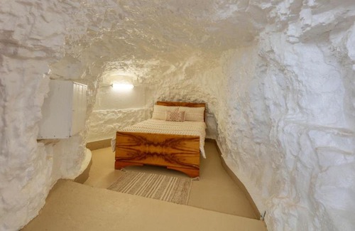 White Cliffs Casa | Desert Hideaway - White Cliffs