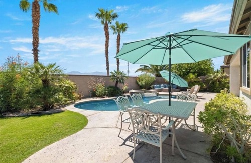 Indio Casa | Desert home with Pool and Spa! 2 private rooms w/ private bathroom