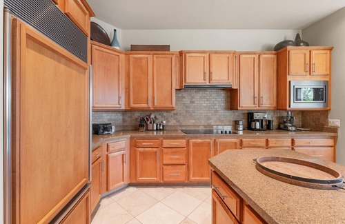 Mirabel Village Casa | Desert Mirage Retreat | Luxe Pool, Hot Tub, Views & Chic Comfort