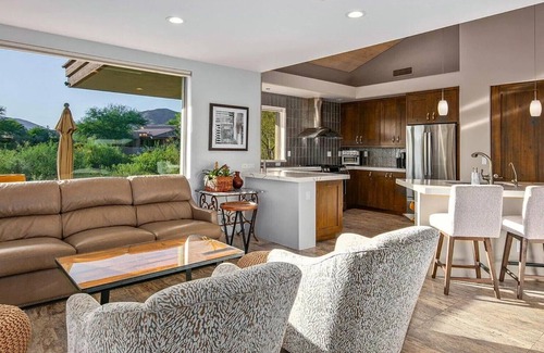 Desert Mountain Casa | Desert Mountain Semi Custom home w/ gourmet kitchen, pool, spa and waterfall