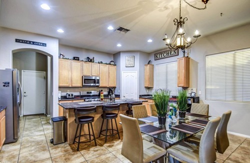 Litchfield Park Casa | Desierto Oasis! NHL, NFL, NASCAR, REOSRT, GOLF y entretenimiento.