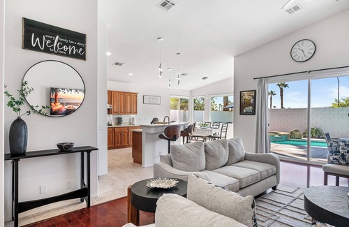 Sonrisa Casa | Desert Oasis Retreat with Private Pool & Mountain Views