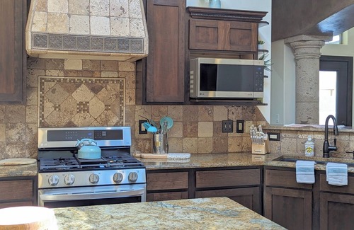 Las Cruces Casa | Desert Paradise, hot tub year round!