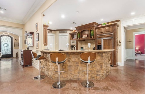 East Mesa Casa | Desert Paradise Retreat | Luxe 5BR w/Pool in Mesa