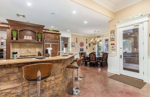 East Mesa Casa | Desert Paradise Retreat | Luxe 5BR w/Pool in Mesa