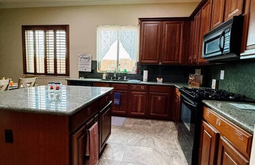 Terramar Casa | Desert Retreat|Game Room Heated Pool Gym & Hot Tub