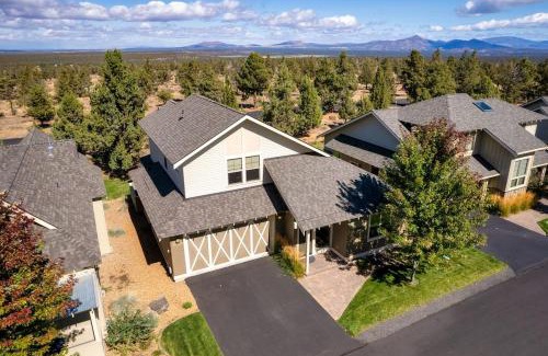Redmond Casa | Desert Sky Daydream · Eagle Crest Golf Resort Serene 3BR Home