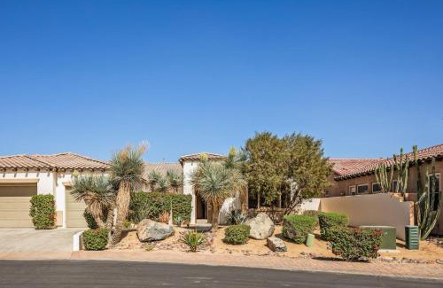 Rancho Santana Casa | Desert Spring by Fieldtrip 8Bd Resort with Pool Spa Casita