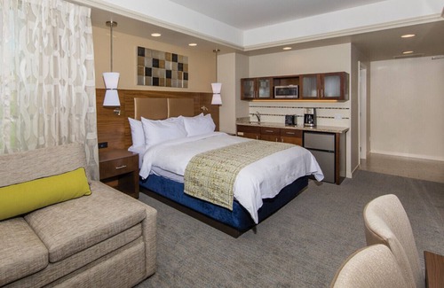 Palm Desert Hotel | Desert Springs Villas II