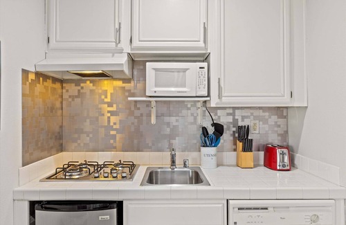 Palm Springs Apartamento | Desert Studio patio, fire-pit, parking washer/dryer