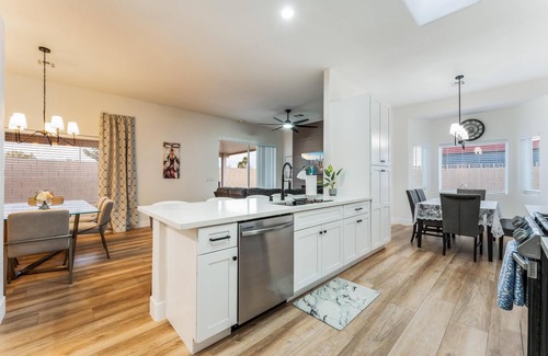 Canyon Gate Casa | Desert Sunset Serenity - Heated Pool and Spa