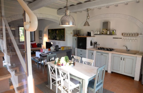 Paciano Otro | Deseo, sueño italiano con piscina AC, WIFI y escuela de cocina disponible.