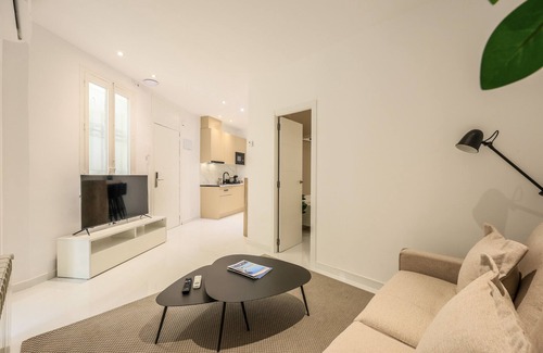 Las Acacias Apartamento | Increíble apartamento reformado de diseño 3ºI-1